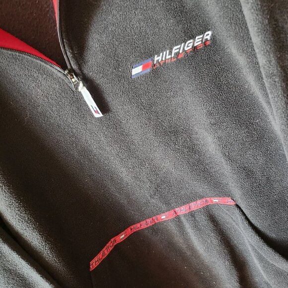 Hilfiger Athletics Men’s XL Black Long Sleeve Black 1/4 Zip Fleece Pullover - Picture 3 of 11